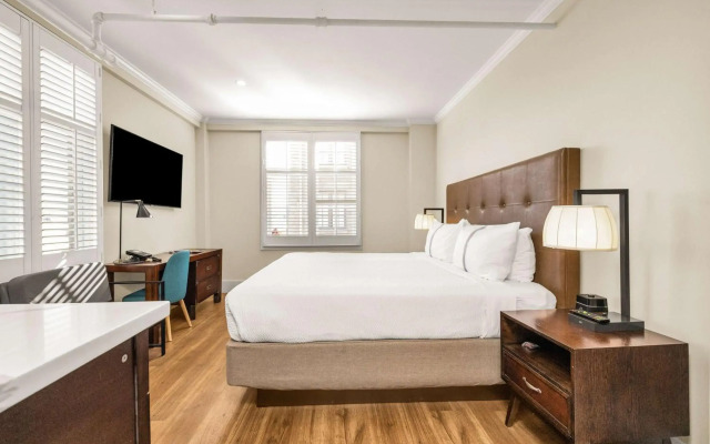 Hotel Petaluma, Tapestry Collection by Hilton