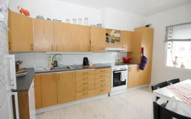 StayPlus Four-Bedroom Holiday House