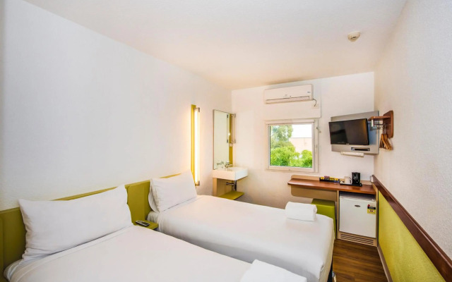 Ibis Budget St Peters