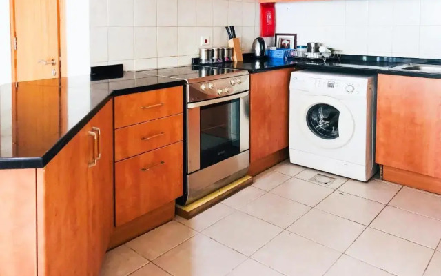 OYO 103 Home Classy 1BHK Apartment