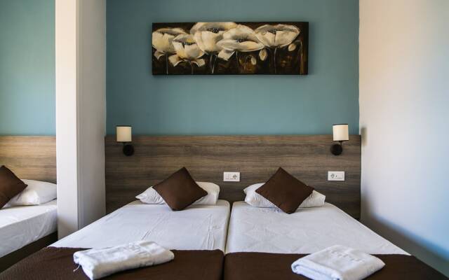 Beach Garden Hotel