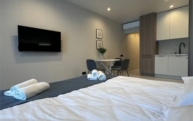 Апартаменты by Karmann's на Олимпийском Бульваре 3