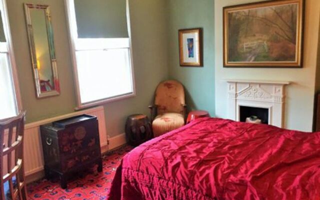 Artist Cottage B&B