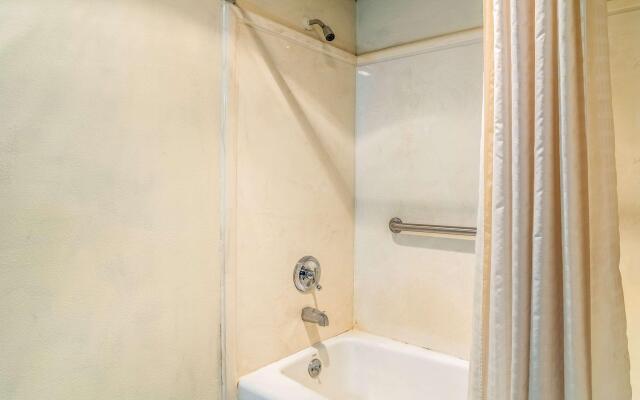 Econo Lodge Acworth East