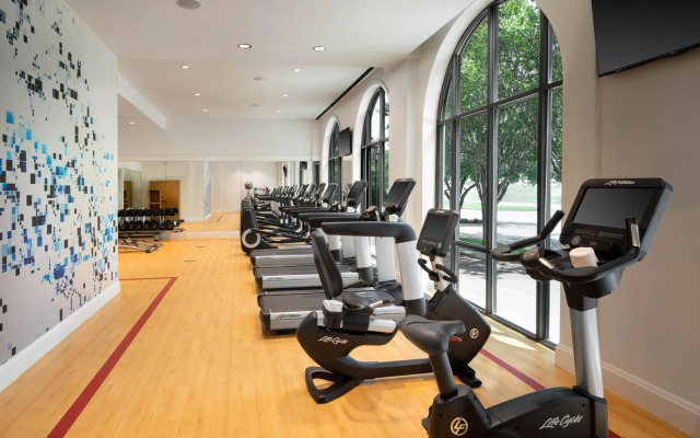 Sheraton Stonebriar Hotel