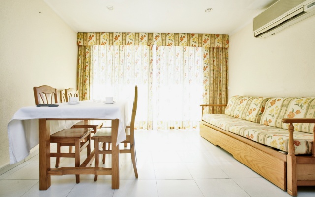 Apartamentos Los Peces Rentalmar