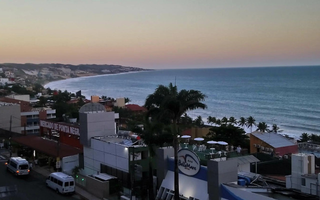 Conforto e melhor vista - 100 metros da praia