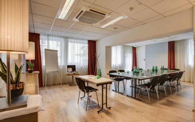 Ramada Hotel & Suites Vienna