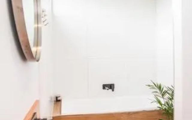 Pacific Terraces 2, 38 Pacific Street