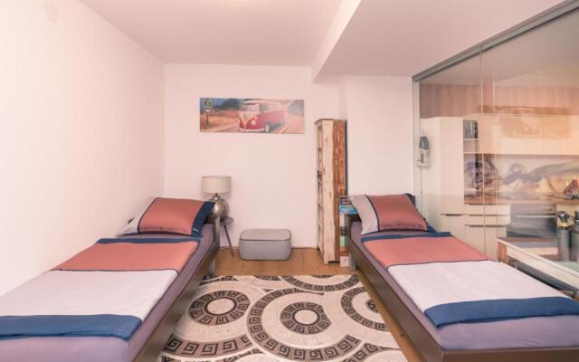 Senator Flats - Paulus