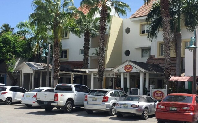 Luxurious Pent House Steps From The Beach D4 Los Corales Playa Bavaro