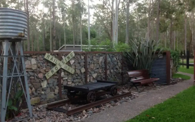 Mistinthegumtrees Eco Luxury Cabins