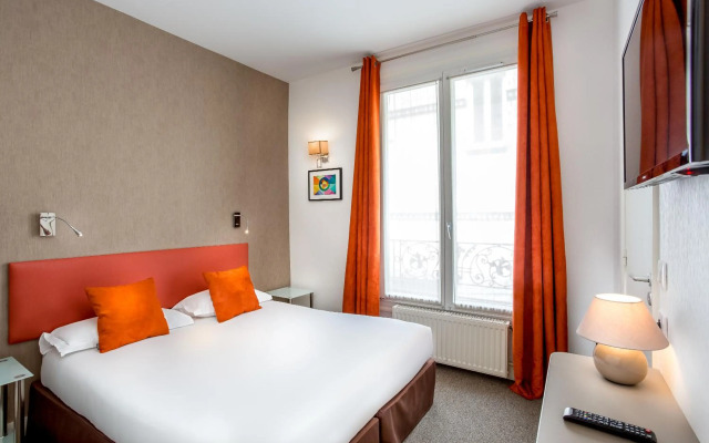 Porte de Versailles Hotel