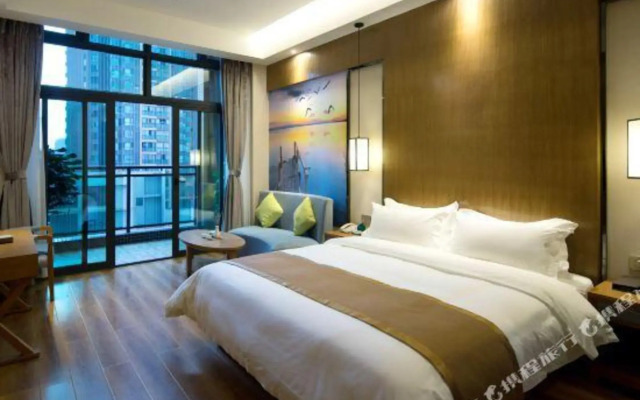 Sunny Hotel