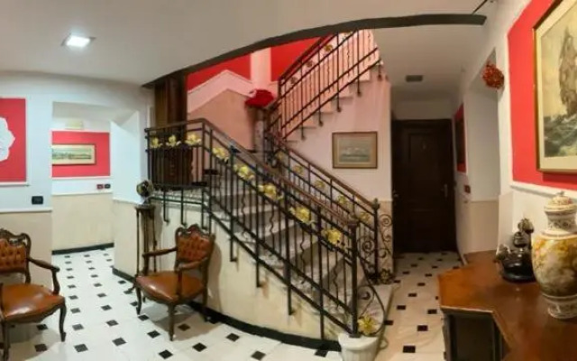 Hotel Actor