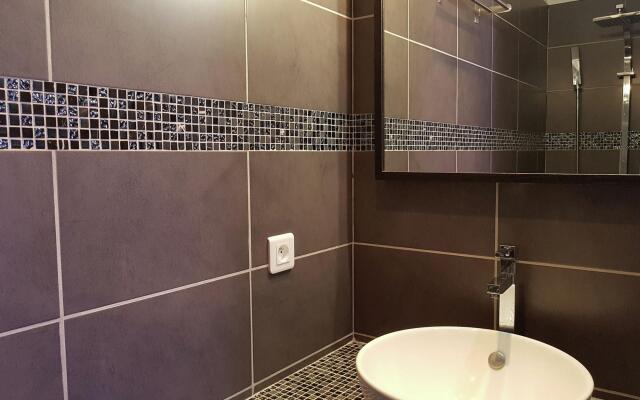 Beautiful Villa in the Vineyard Village of Tavel with Pool