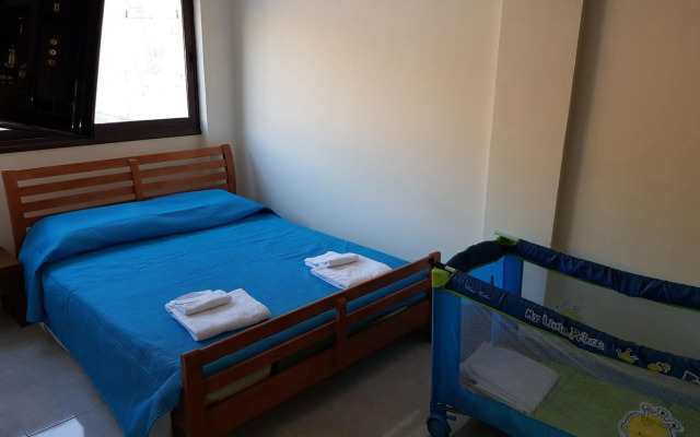 JOANNA SUNSET APTS Pomos