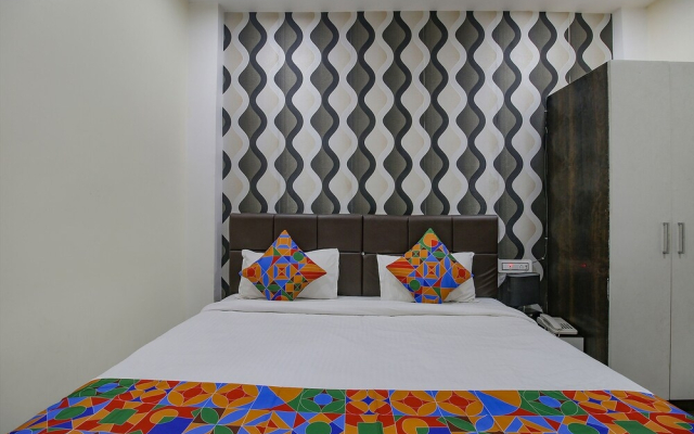 Fabhotel Happy Stay I