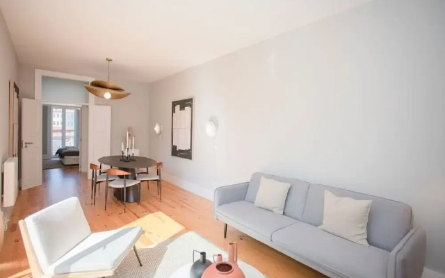 Liiiving in Porto - Art Design Apartment II