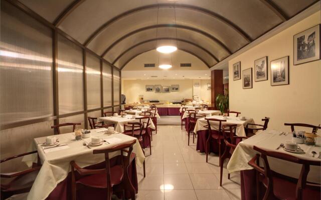 Hotel Silken Rona Dalba