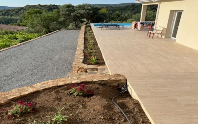 Villa L'esquirrol Vineyard Escape