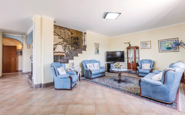 Beautiful Home in Agropoli SA With Wifi and 4 Bedrooms