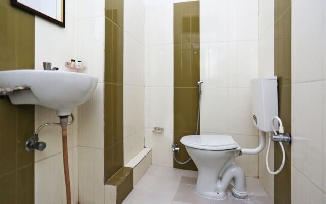 OYO 18324 Sahani Guest House