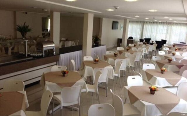 Hotel Candeias