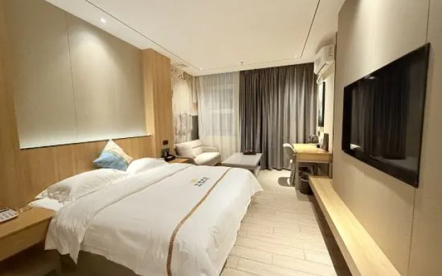 Foshan Hengfeng Hotel (Gaoming Mingcheng Plaza Branch)