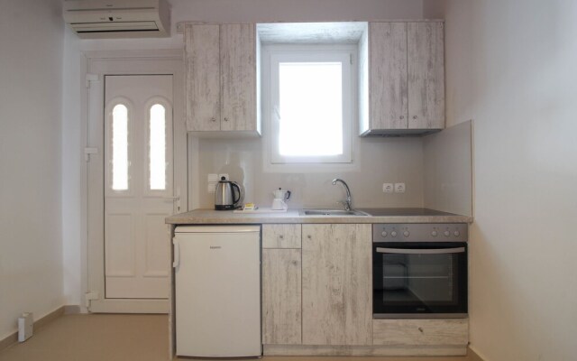 Sea & Stone Residence