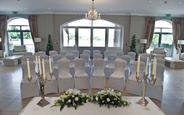 Killarney Oaks Hotel