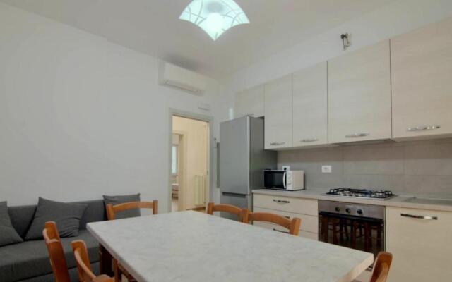 Palazzina Romani-Romani Holidays Apartments