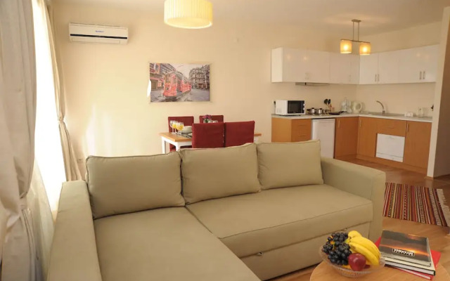 Three Apples Residence