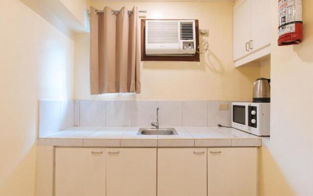 RedDoorz Premium near Greenbelt Makati