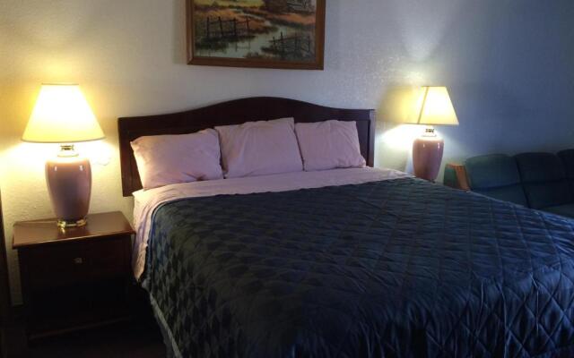 Crystal Palace Inn Brownfield