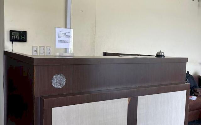 OYO 92463 Deli Hotel Medan