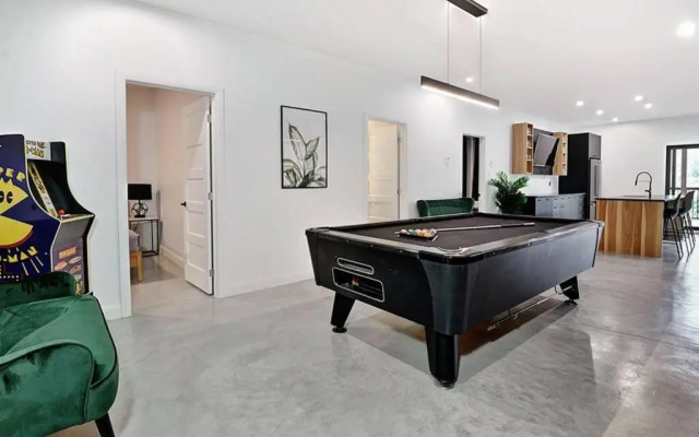 Blanc 24 - Les Chalets Alpins, Stoneham