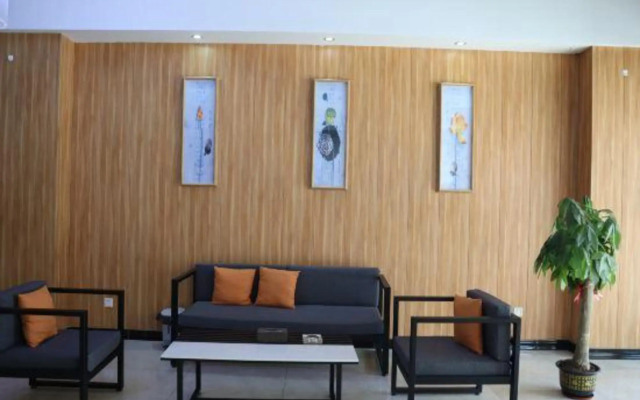 Yuting Hotel (Hefei Central Huancheng Fanhua Avenue subway station)