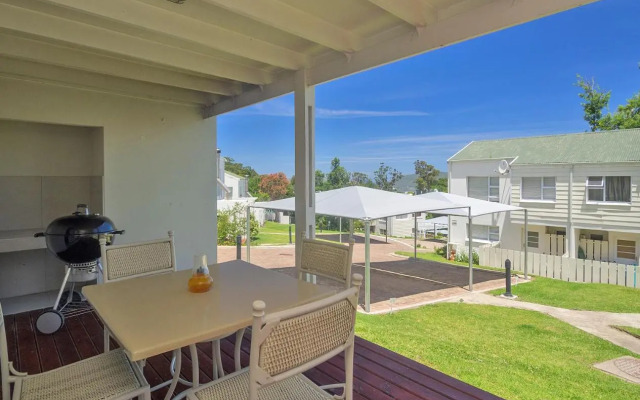 Oaklands On The Knoll