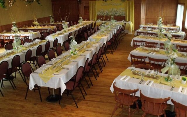 Motel & Restaurant De La Plage