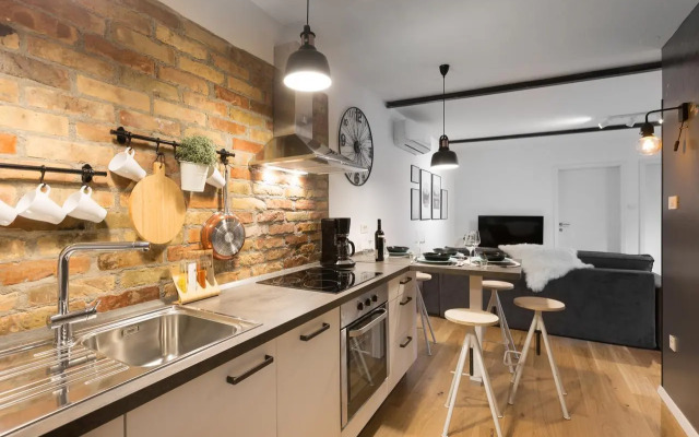 Stylish Urban Oasis
