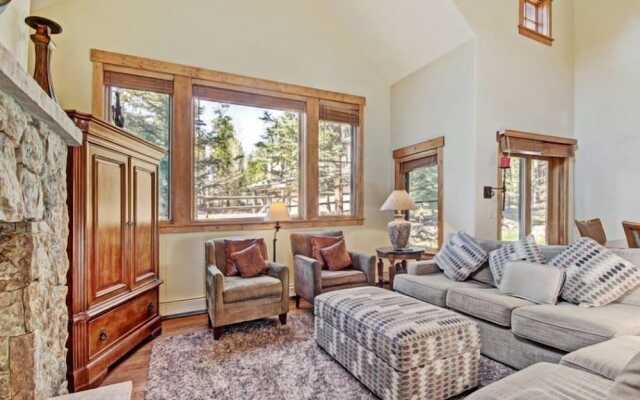 Mountain Thunder Lodge 3 Bedroom Vacation Rental in Breckenridge With Access to a Hot Tub Just Two Blocks From Main Street