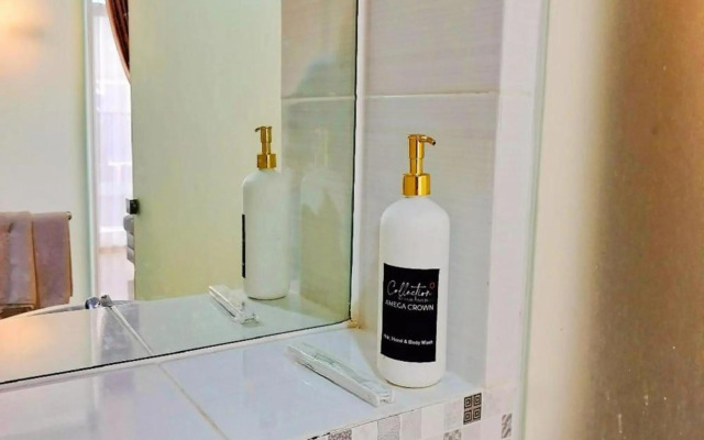 Collection O 30 Amega Crown Sub