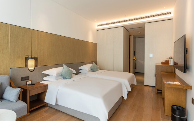 Yinju Jingde Art Hotel