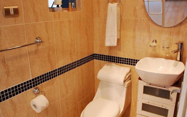 Vitrali Suite
