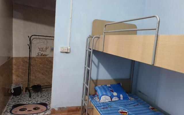 Nha Xanh Ha Long Homestay