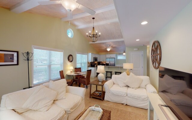 Arrive Duplex by Jekyll Realty