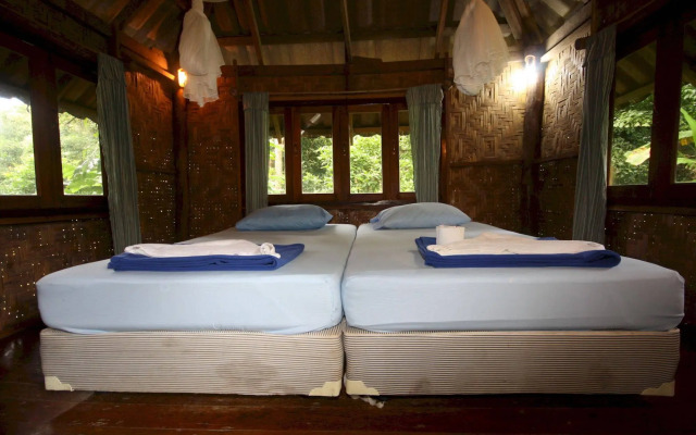 Baan Khao Sok Resort