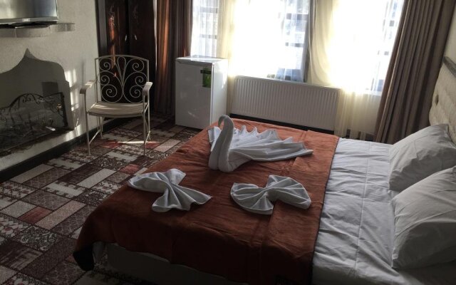 Theodore Butik Hotel