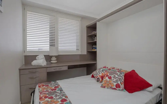 Carool Apartments